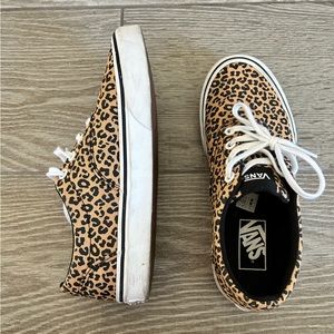 Women’s Leopard print Vans